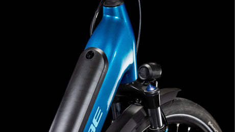 Cube Supreme Hybrid Pro 625 Easy Entry bleu électrique et bleu (2025)