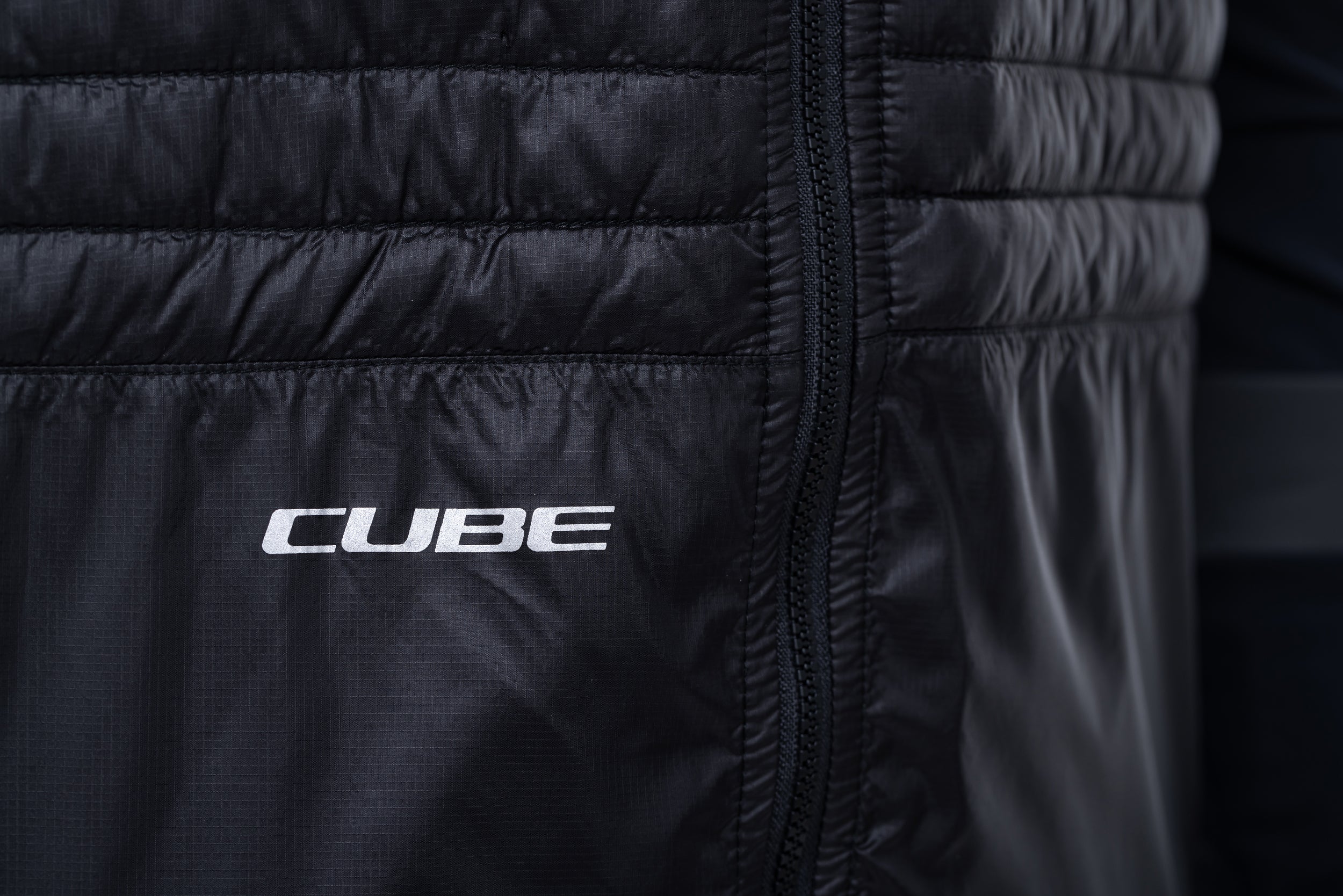 CUBE BLACKLINE Gilet Iso Léger Homme