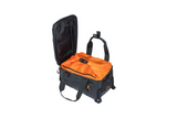 Basil Miles Tarpaulin sac porte-bagages 7l noir/orange