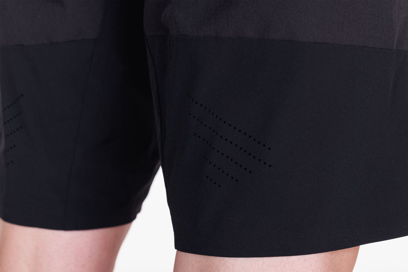 CUBE ATX Baggy Short Deux en Un Homme